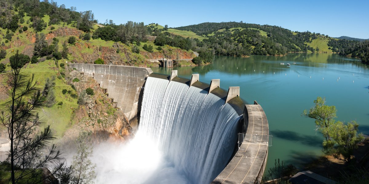 shutterstock_631792478_PAID_Hydro Dam.jpg